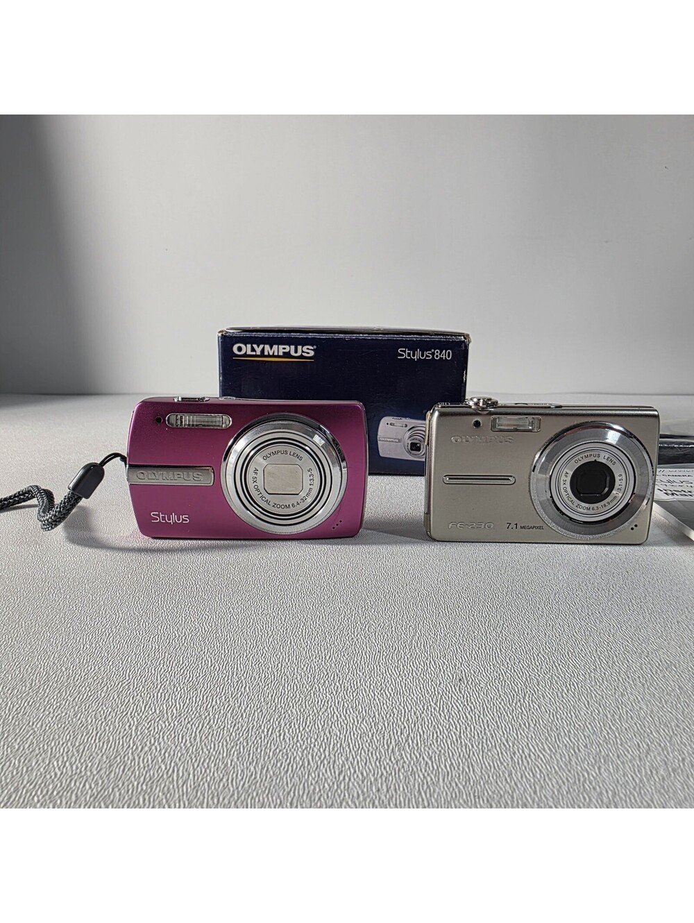 Olympus Stylus 840 Magenta + FE 230 Silver Cameras Box Sensor Issue AS IS